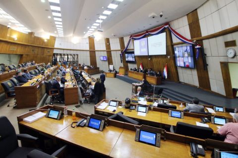 Sancionan proyecto que regula la energía de fuente renovable y no convencional