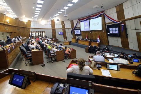 Media sanción para derogar convenio que financia el programa de transformación educativa