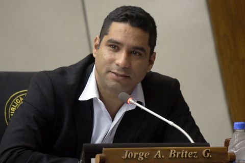 Acerca de despidos, indemnizaciones y demandas, piden informes a la Municipalidad de CDE