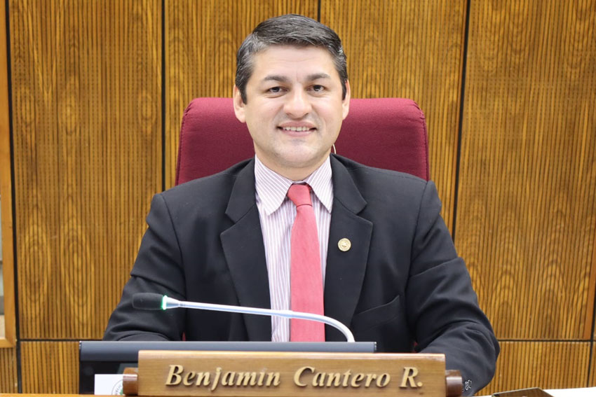 Presidente de Diputados ratifica compromiso con la educación durante jornada gubernamental en Cordillera