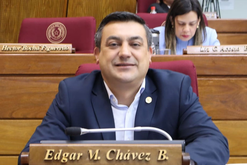 Presidente de Diputados ratifica compromiso con la educación durante jornada gubernamental en Cordillera