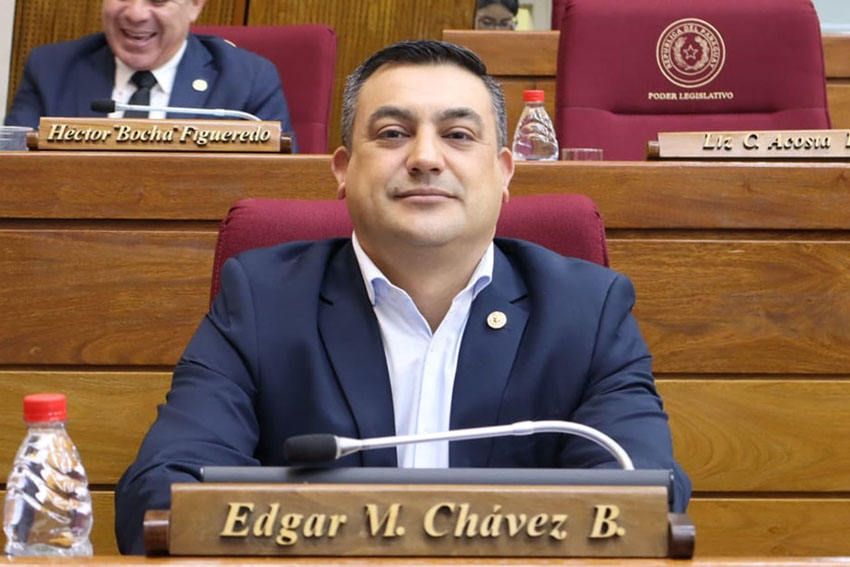 Presidente de Diputados ratifica compromiso con la educación durante jornada gubernamental en Cordillera