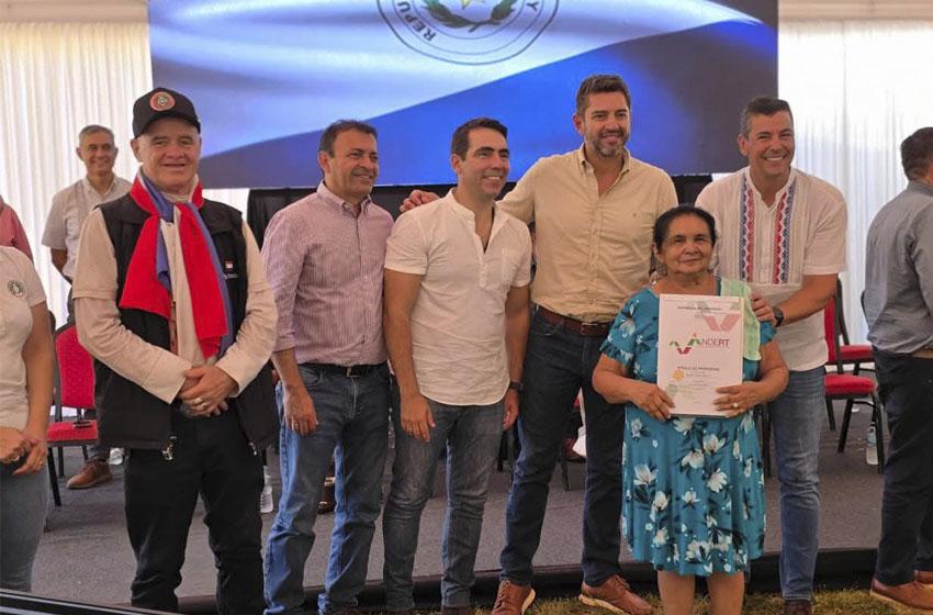 Presidente de Diputados ratifica compromiso con la educación durante jornada gubernamental en Cordillera