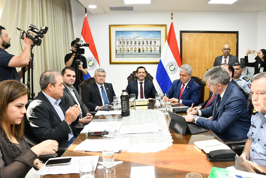 Presidente de Diputados ratifica compromiso con la educación durante jornada gubernamental en Cordillera