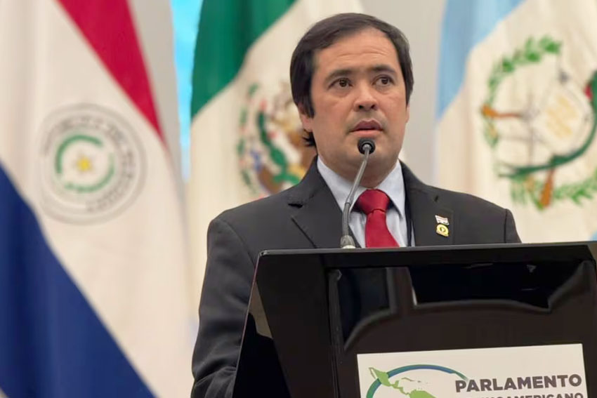 Presidente de Diputados ratifica compromiso con la educación durante jornada gubernamental en Cordillera
