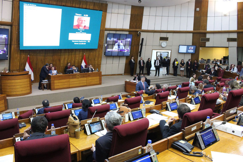 Presidente de Diputados ratifica compromiso con la educación durante jornada gubernamental en Cordillera