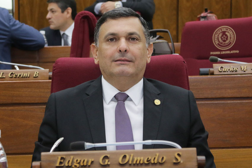 Presidente de Diputados ratifica compromiso con la educación durante jornada gubernamental en Cordillera