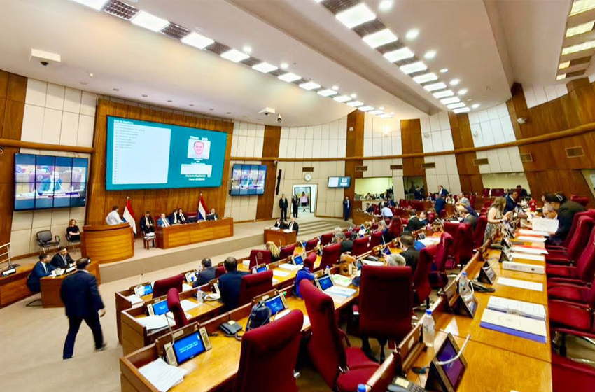 Presidente de Diputados ratifica compromiso con la educación durante jornada gubernamental en Cordillera