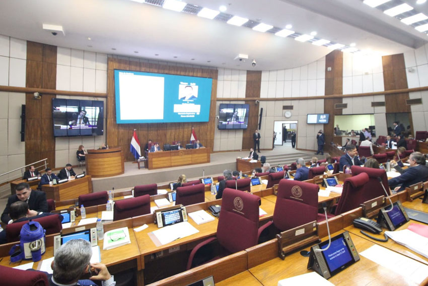 Presidente de Diputados ratifica compromiso con la educación durante jornada gubernamental en Cordillera