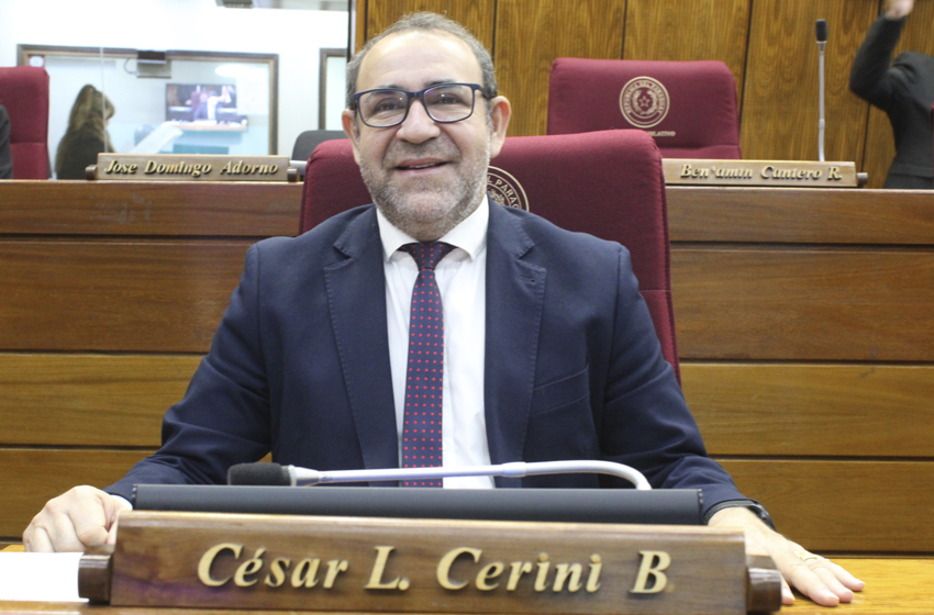 Presidente de Diputados ratifica compromiso con la educación durante jornada gubernamental en Cordillera
