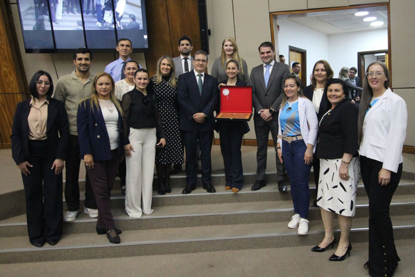 Presidente de Diputados ratifica compromiso con la educación durante jornada gubernamental en Cordillera