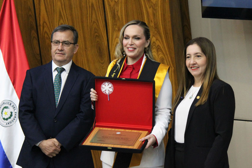 Presidente de Diputados ratifica compromiso con la educación durante jornada gubernamental en Cordillera