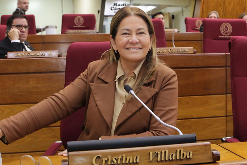 Presidente de Diputados ratifica compromiso con la educación durante jornada gubernamental en Cordillera