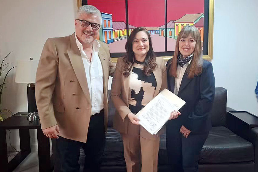 Presidente de Diputados ratifica compromiso con la educación durante jornada gubernamental en Cordillera