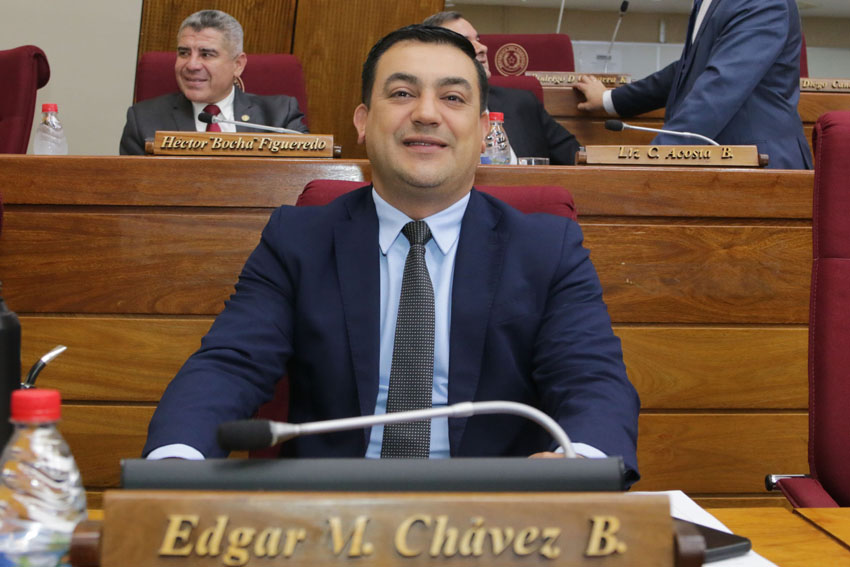 Presidente de Diputados ratifica compromiso con la educación durante jornada gubernamental en Cordillera